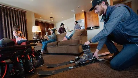 Ski Butlers service setting up clients in their rental home. 