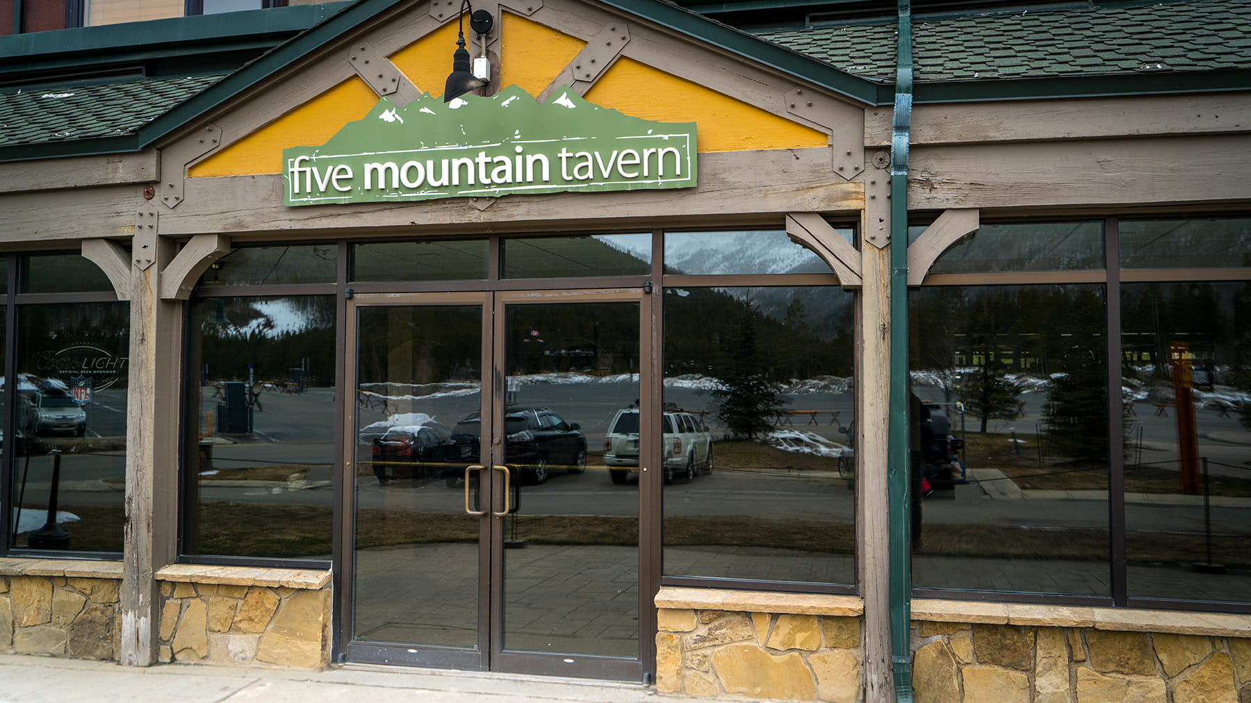 five mountain  dining in winter park
