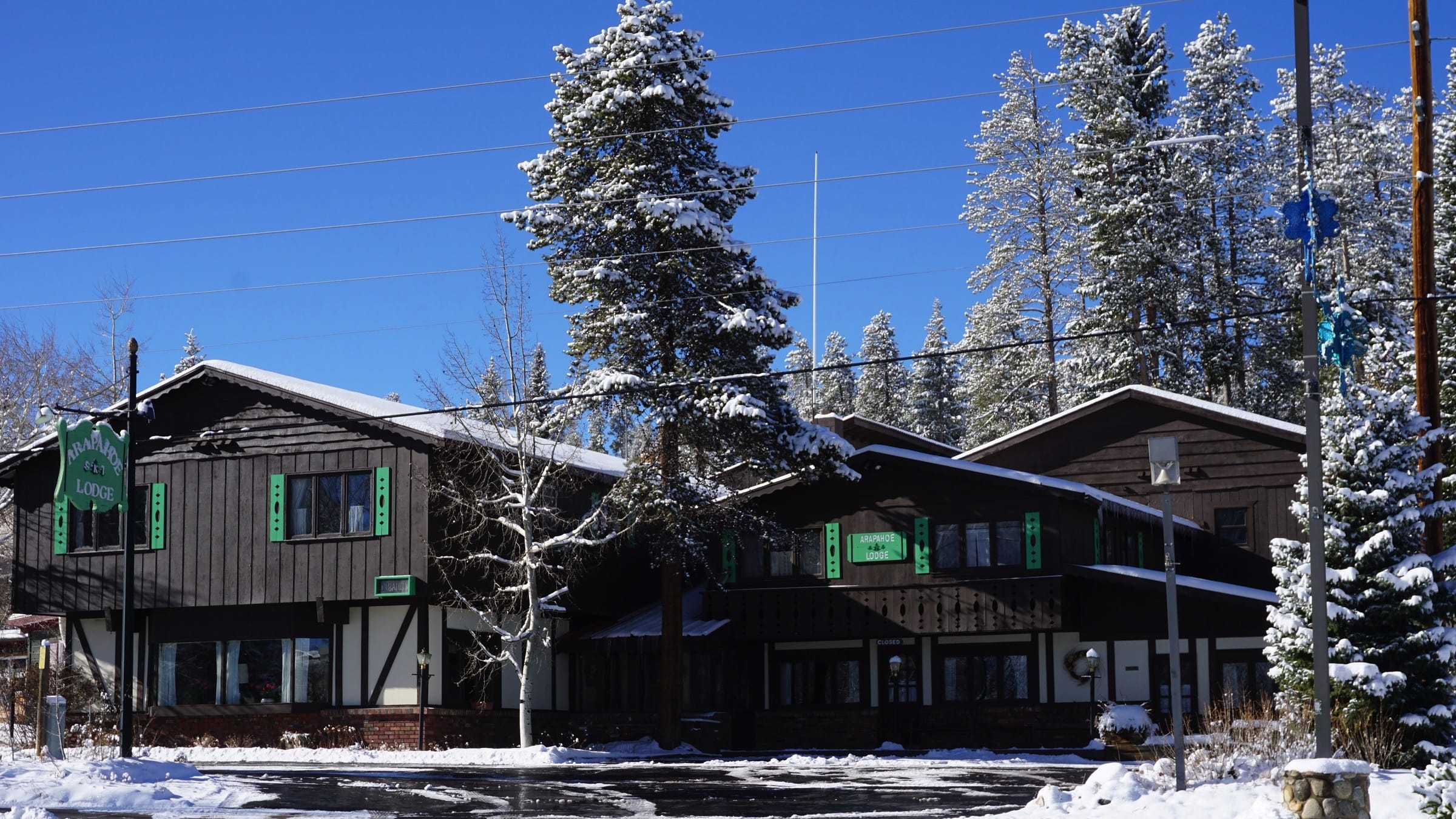 Exterior of Arapahoe Ski Lodge in the Town of Winter Park