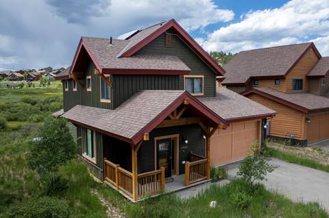 exterior of lupine lane vacation rental at winter park resort
