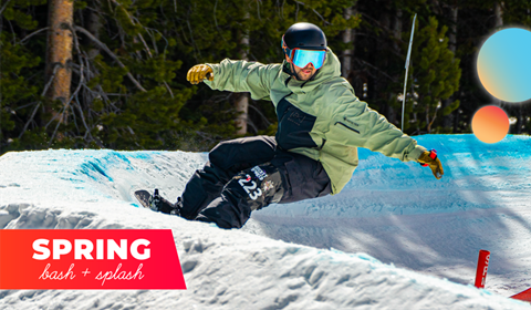 Snowboarder on course at Winter Park Resort